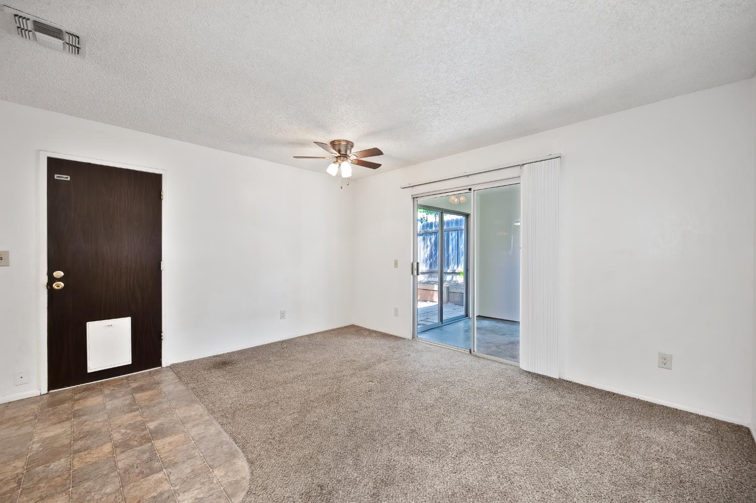 Detail Gallery Image 14 of 41 For 104 Briarcliff Ct, Folsom,  CA 95630 - 3 Beds | 2 Baths