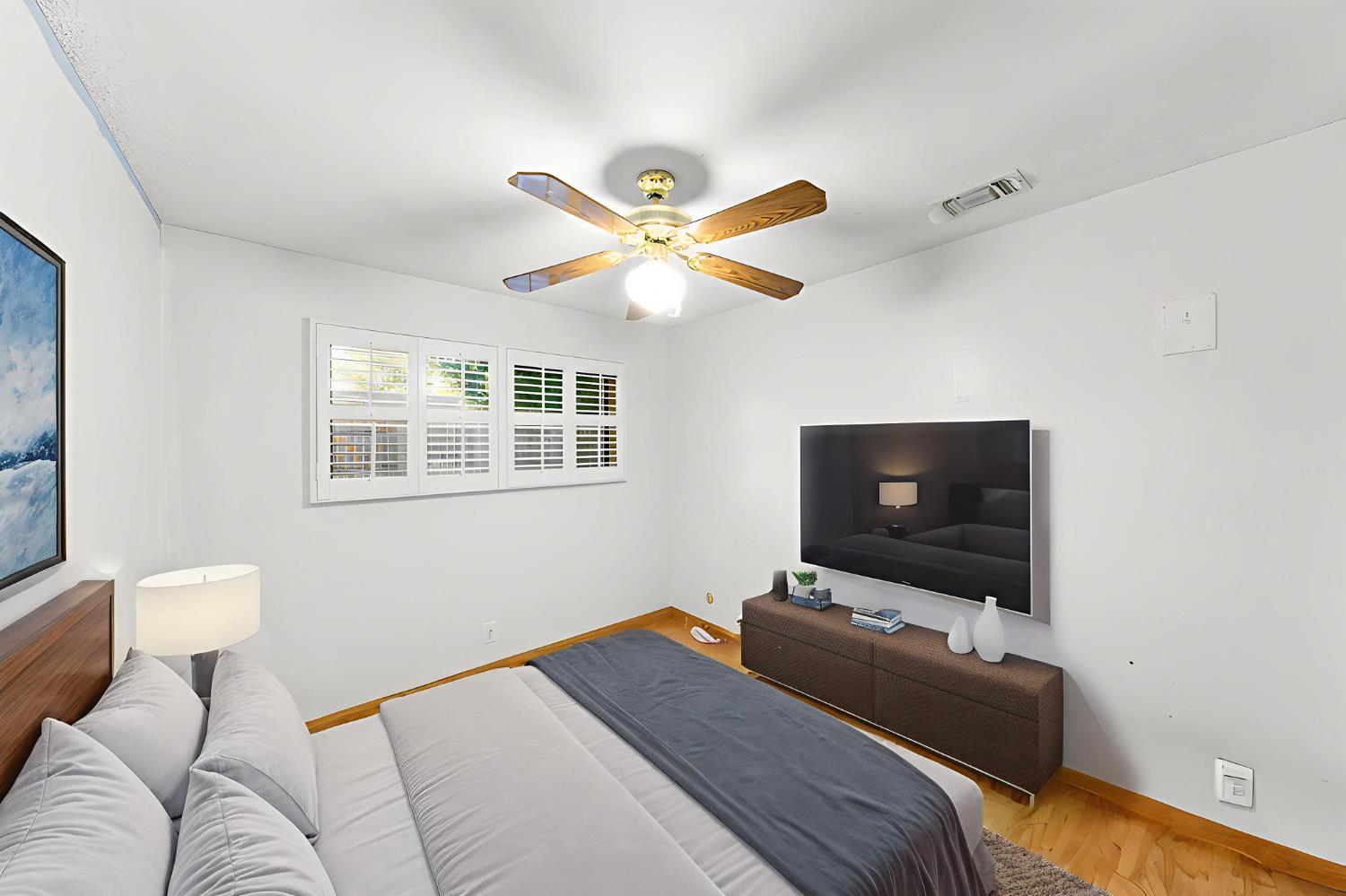 Detail Gallery Image 11 of 14 For 423 El Dorado Dr, Woodland,  CA 95695 - 4 Beds | 2 Baths