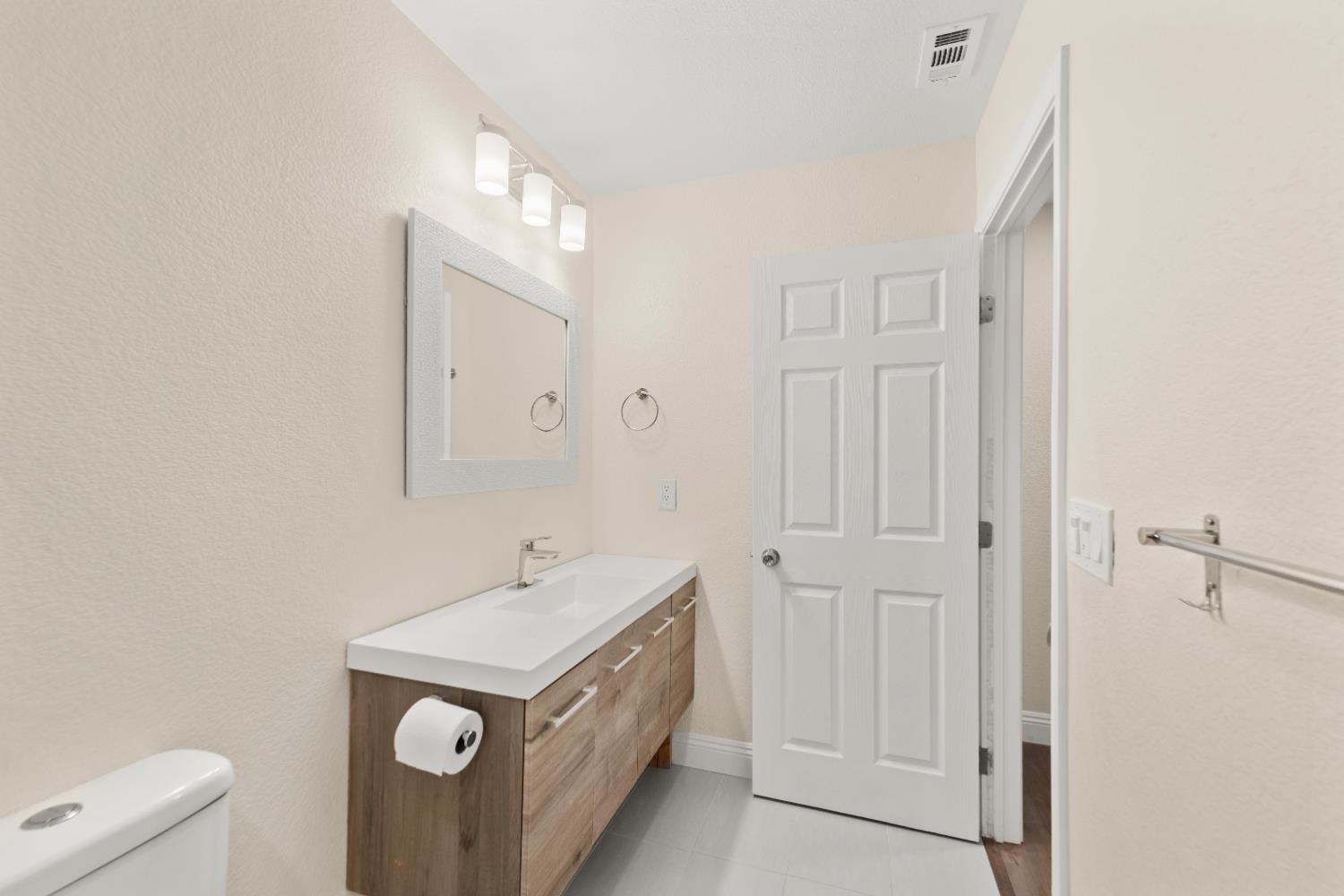 Detail Gallery Image 30 of 60 For 6936 Kon Tiki Dr, Orangevale,  CA 95662 - 4 Beds | 2/1 Baths
