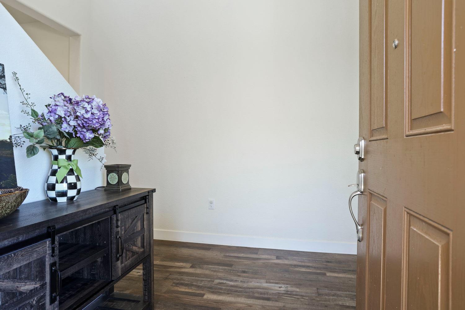 Detail Gallery Image 3 of 37 For 21224 Grapevine, Patterson,  CA 95363 - 5 Beds | 3 Baths
