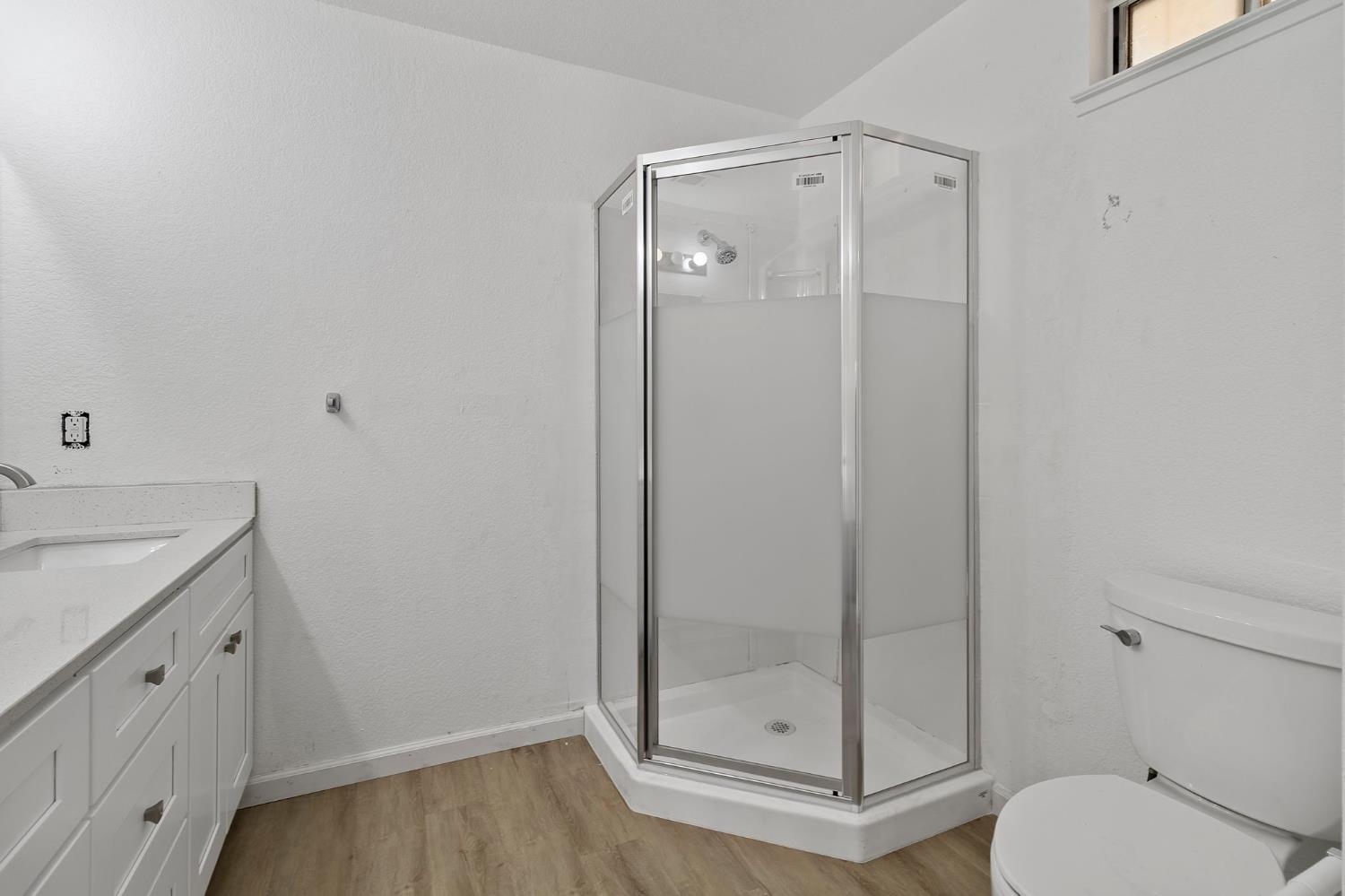 Detail Gallery Image 6 of 25 For 1517 Hackett Road, Ceres,  CA 95307 - 3 Beds | 2 Baths