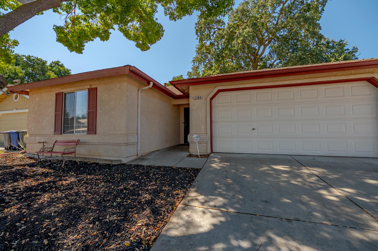 Detail Gallery Image 4 of 36 For 1584 Portola Way, Merced,  CA 95348 - 3 Beds | 2 Baths