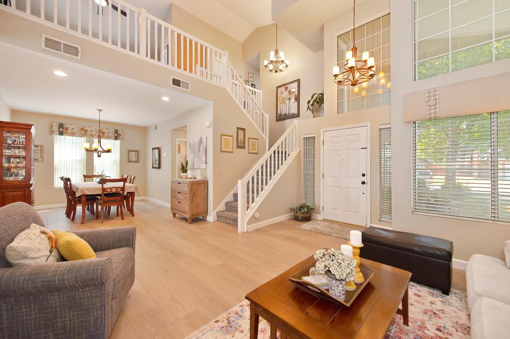 Detail Gallery Image 6 of 31 For 4530 Winter Oak Way, Antelope,  CA 95843 - 3 Beds | 2/1 Baths