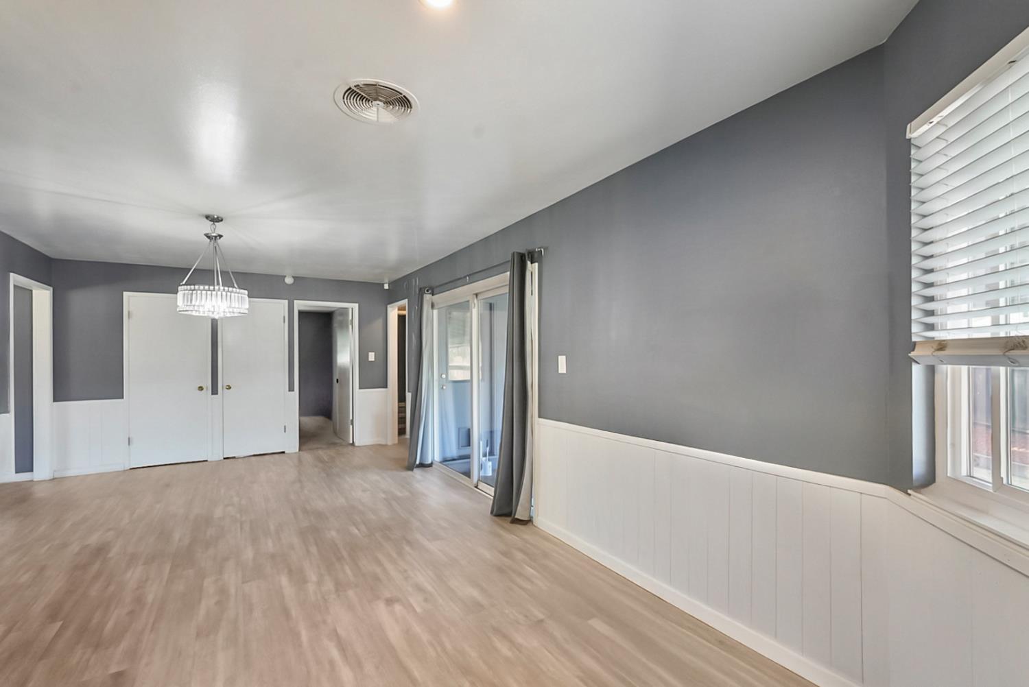 Detail Gallery Image 9 of 28 For 904 Tahoe Dr, Modesto,  CA 95350 - 3 Beds | 2 Baths