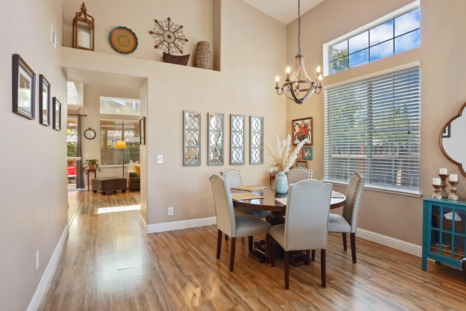 Detail Gallery Image 6 of 21 For 1214 Royal Ann Ct, Brentwood,  CA 94513 - 4 Beds | 2/1 Baths
