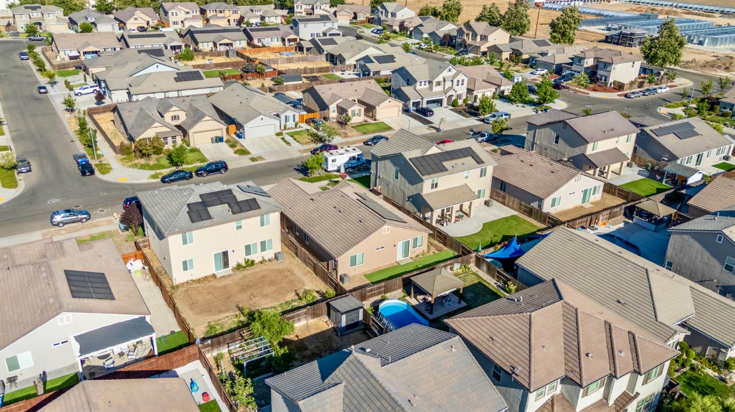 Detail Gallery Image 28 of 33 For 453 Daffodil Dr, Merced,  CA 95341 - 3 Beds | 2 Baths