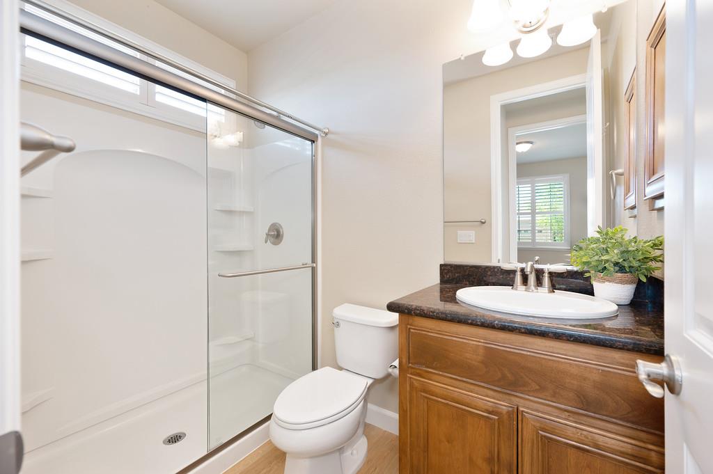 Detail Gallery Image 11 of 40 For 3096 Apache St, West Sacramento,  CA 95691 - 4 Beds | 3 Baths