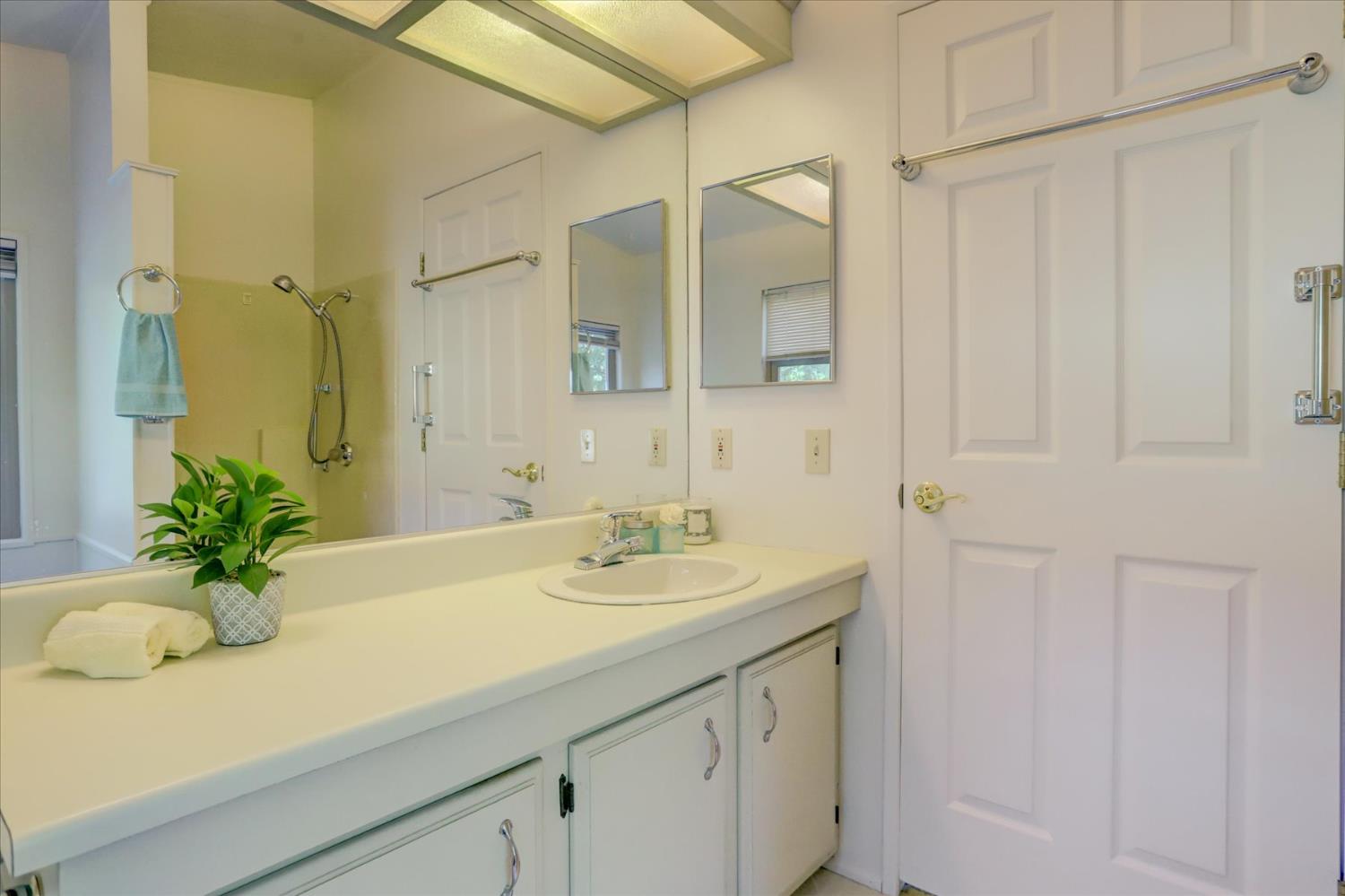 Detail Gallery Image 23 of 68 For 10046 Dalewood Way, Grass Valley,  CA 95949 - 2 Beds | 2 Baths