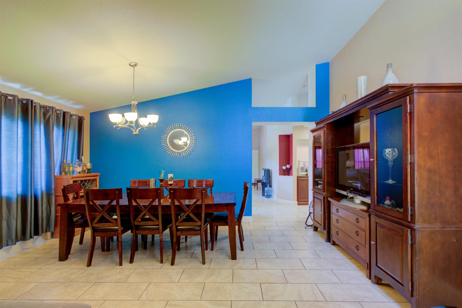 Detail Gallery Image 8 of 31 For 3129 Malik Ave, Ceres,  CA 95307 - 4 Beds | 2 Baths