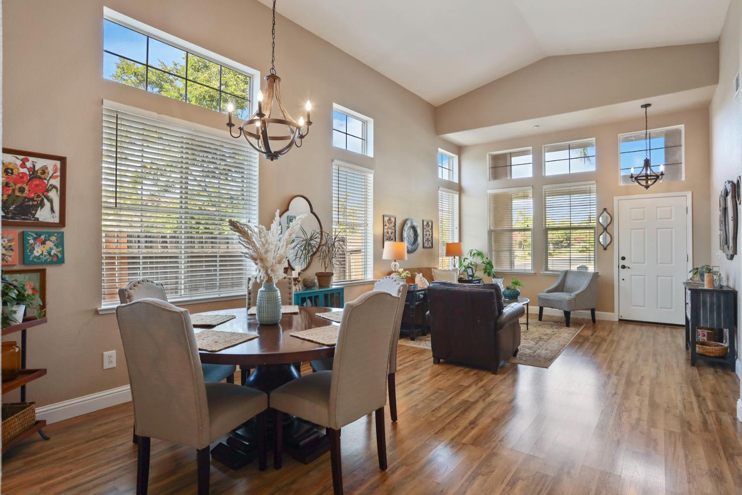 Detail Gallery Image 7 of 21 For 1214 Royal Ann Ct, Brentwood,  CA 94513 - 4 Beds | 2/1 Baths
