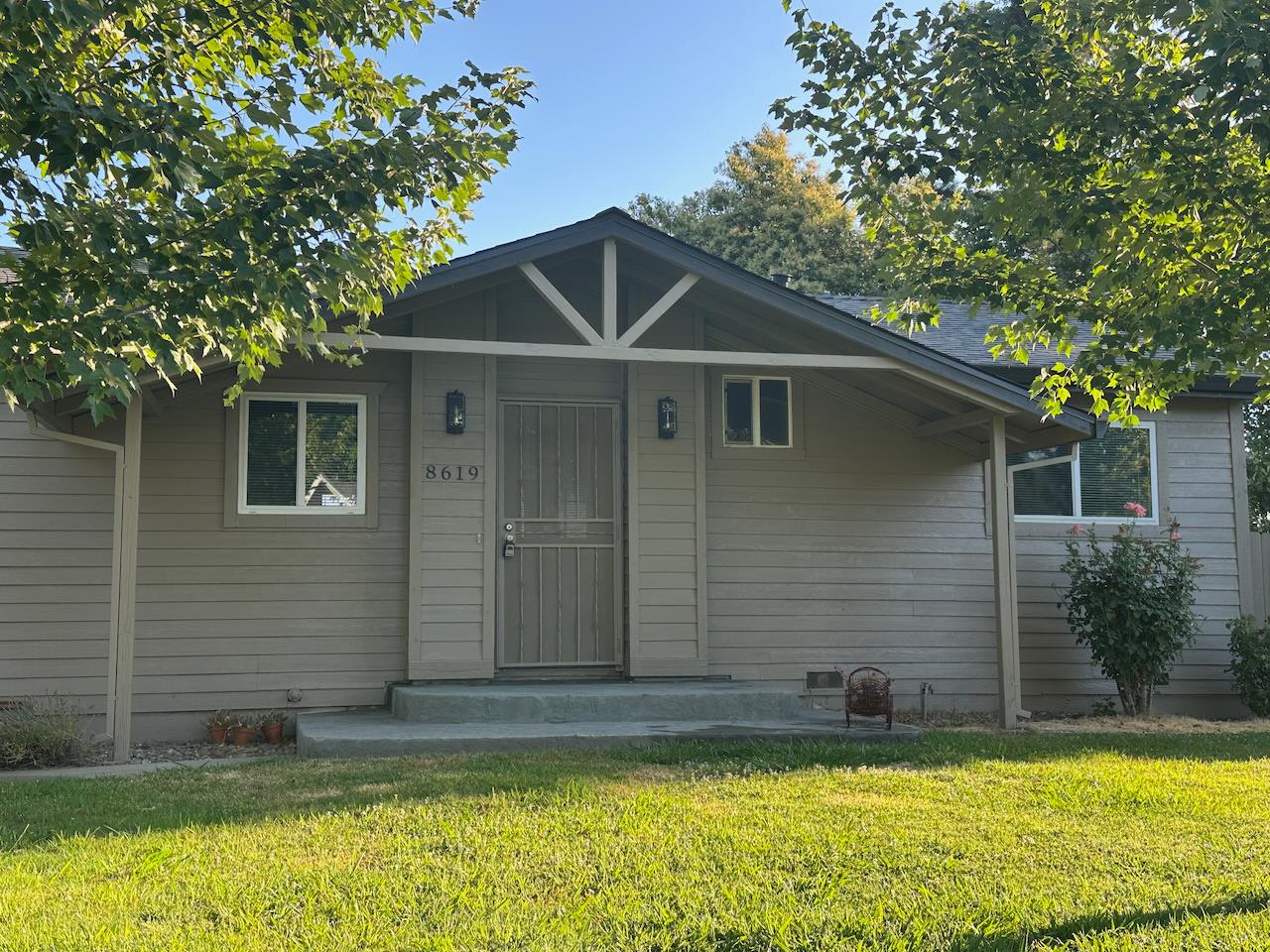 Detail Gallery Image 6 of 33 For 8619 Posadera Ave, Orangevale,  CA 95662 - 3 Beds | 1 Baths
