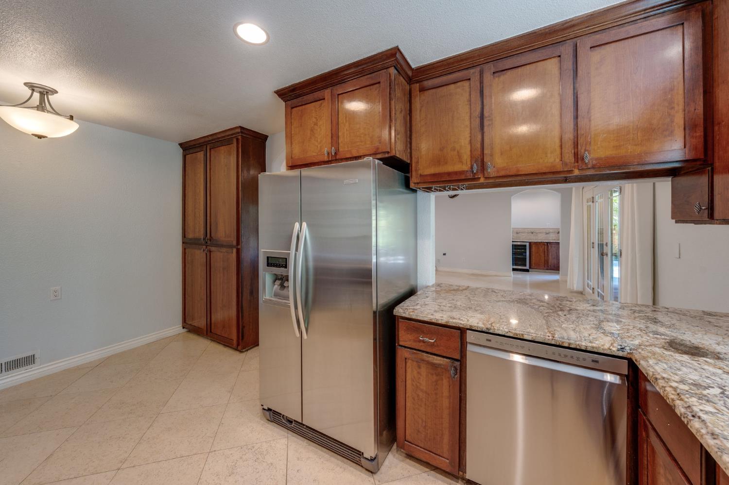 Detail Gallery Image 32 of 64 For 5352 Wedge Cir, Fair Oaks,  CA 95628 - 3 Beds | 2 Baths