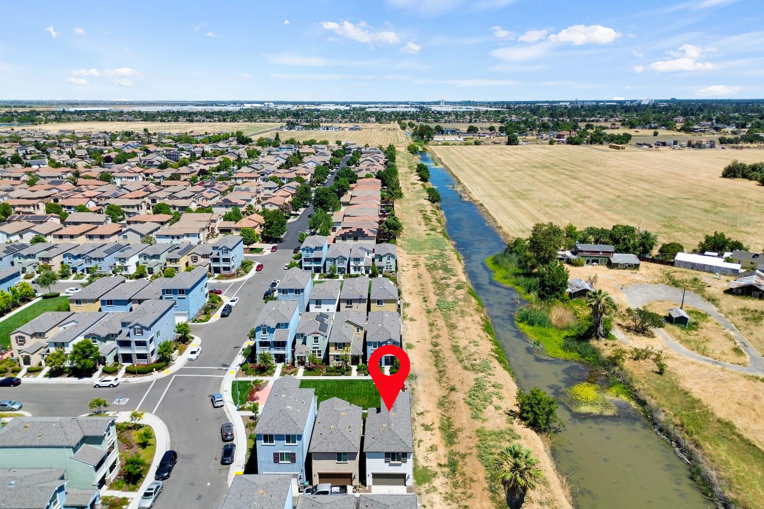 Detail Gallery Image 25 of 29 For 4055 Prosser St, West Sacramento,  CA 95691 - 3 Beds | 2/1 Baths