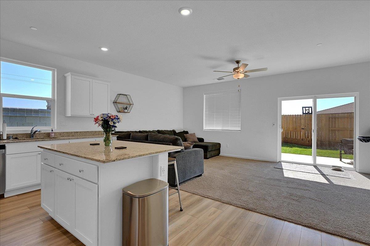 Detail Gallery Image 12 of 28 For 5516 Sunhaven St, Marysville,  CA 95901 - 3 Beds | 2 Baths