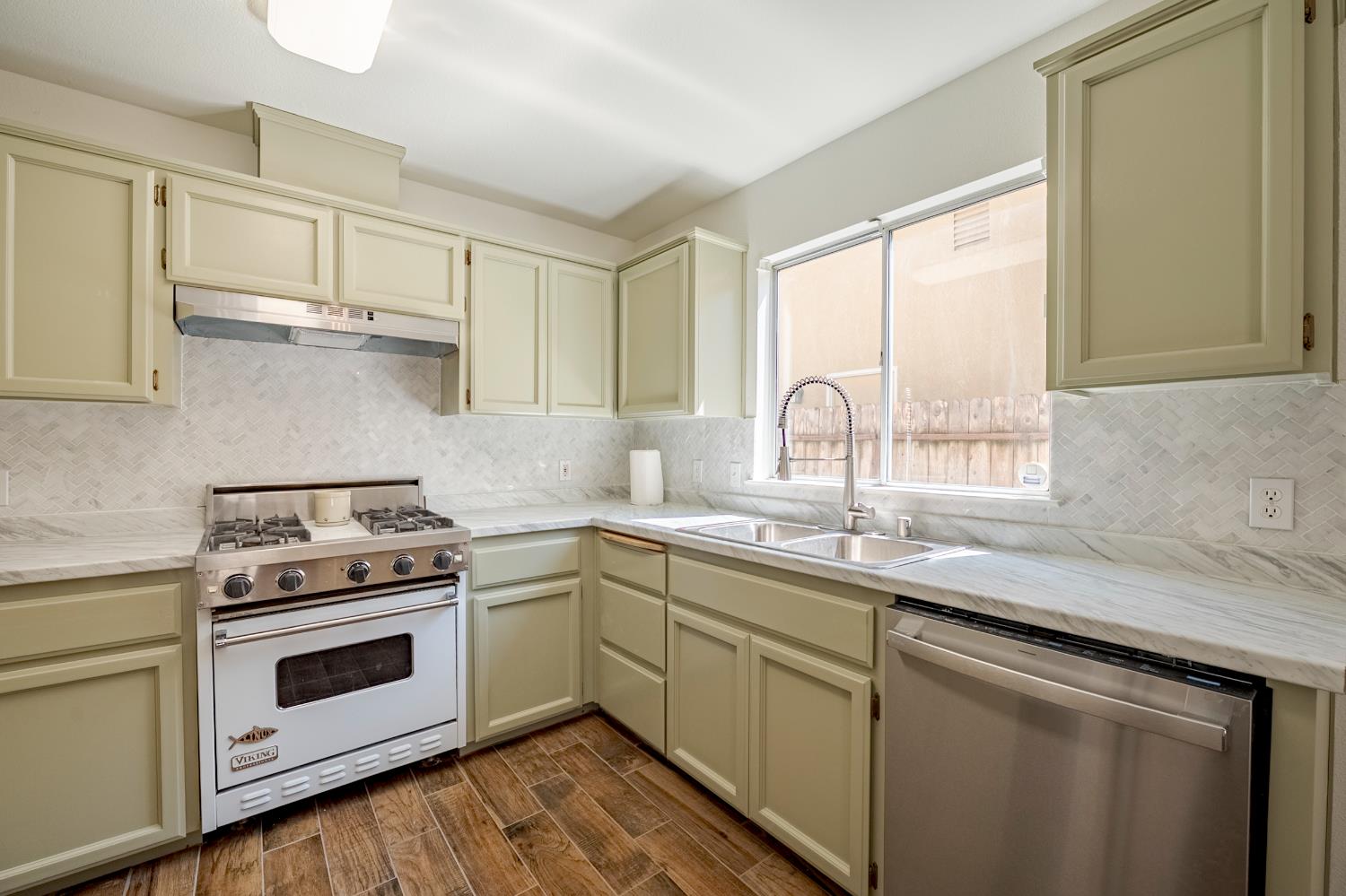 Detail Gallery Image 22 of 36 For 1584 Portola Way, Merced,  CA 95348 - 3 Beds | 2 Baths