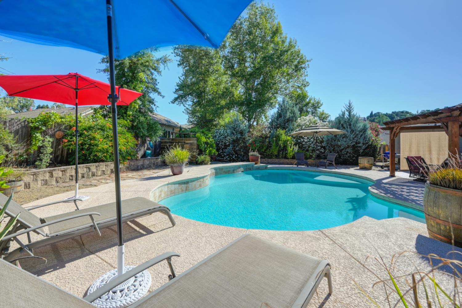 Detail Gallery Image 38 of 42 For 2421 Huckleberry Ln, Valley Springs,  CA 95252 - 3 Beds | 2 Baths