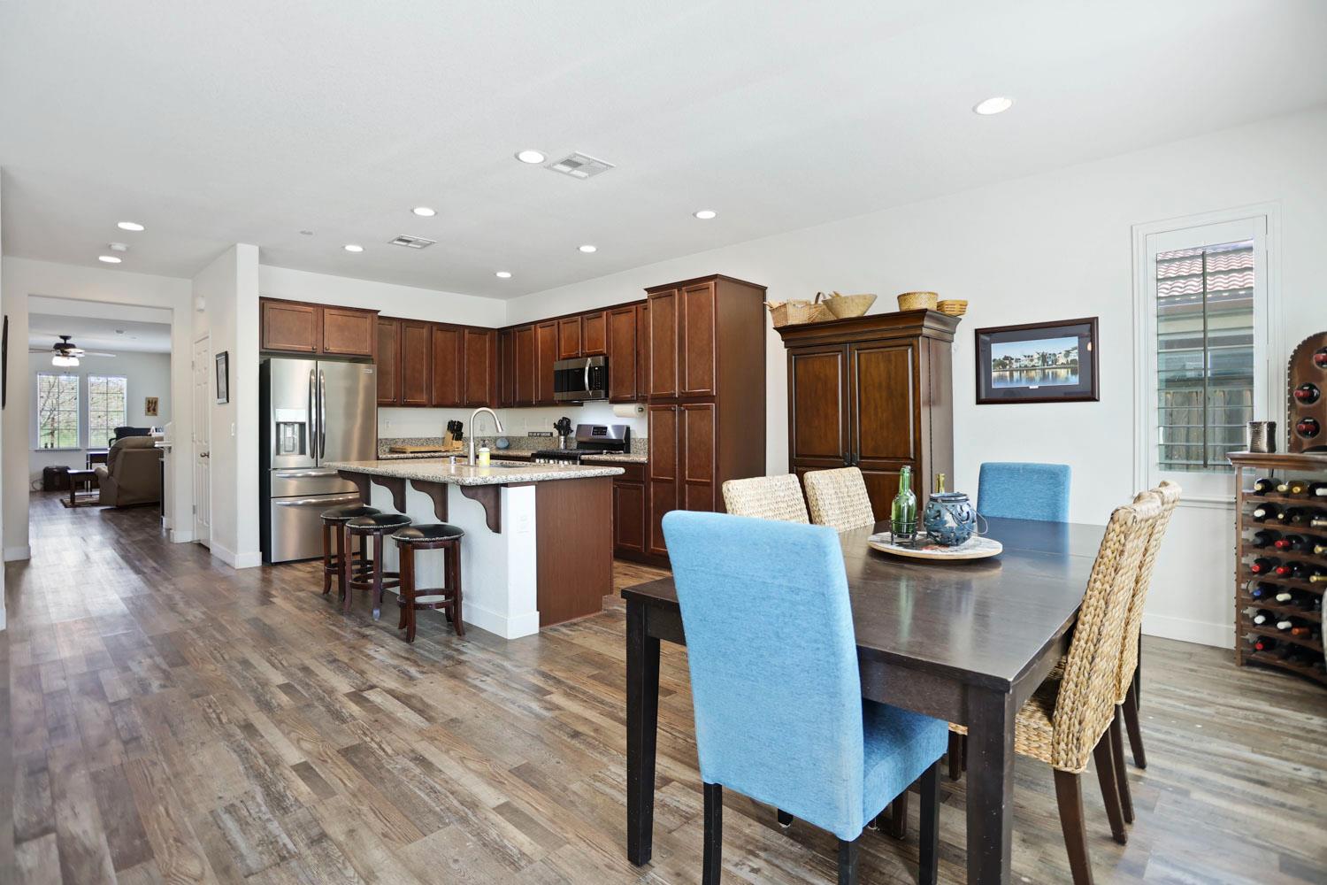Detail Gallery Image 7 of 37 For 21224 Grapevine, Patterson,  CA 95363 - 5 Beds | 3 Baths