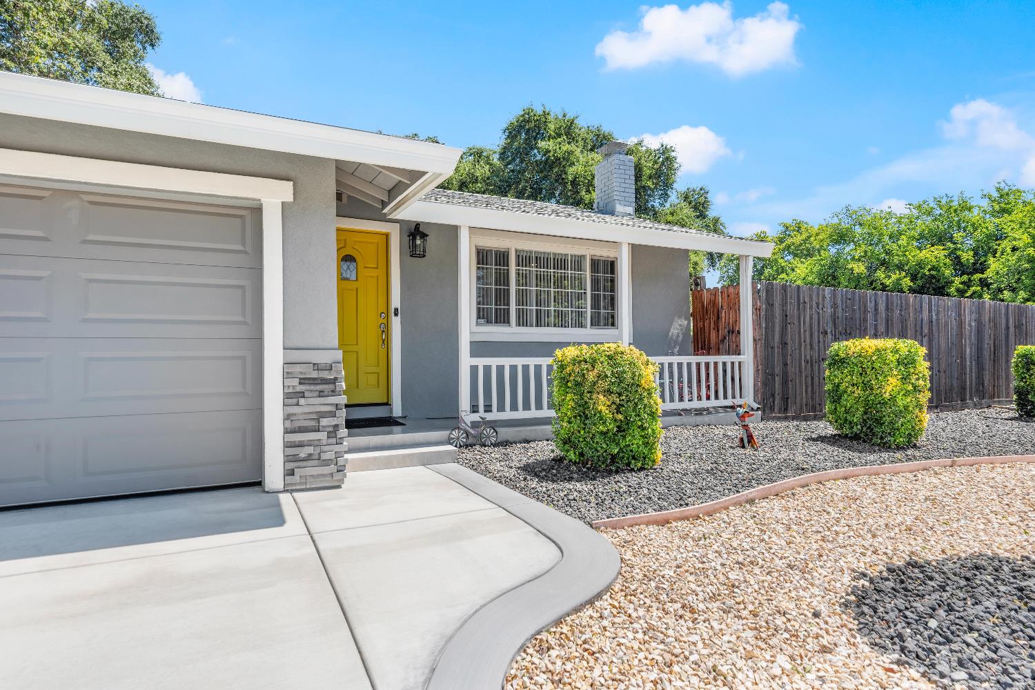 Detail Gallery Image 6 of 60 For 6936 Kon Tiki Dr, Orangevale,  CA 95662 - 4 Beds | 2/1 Baths