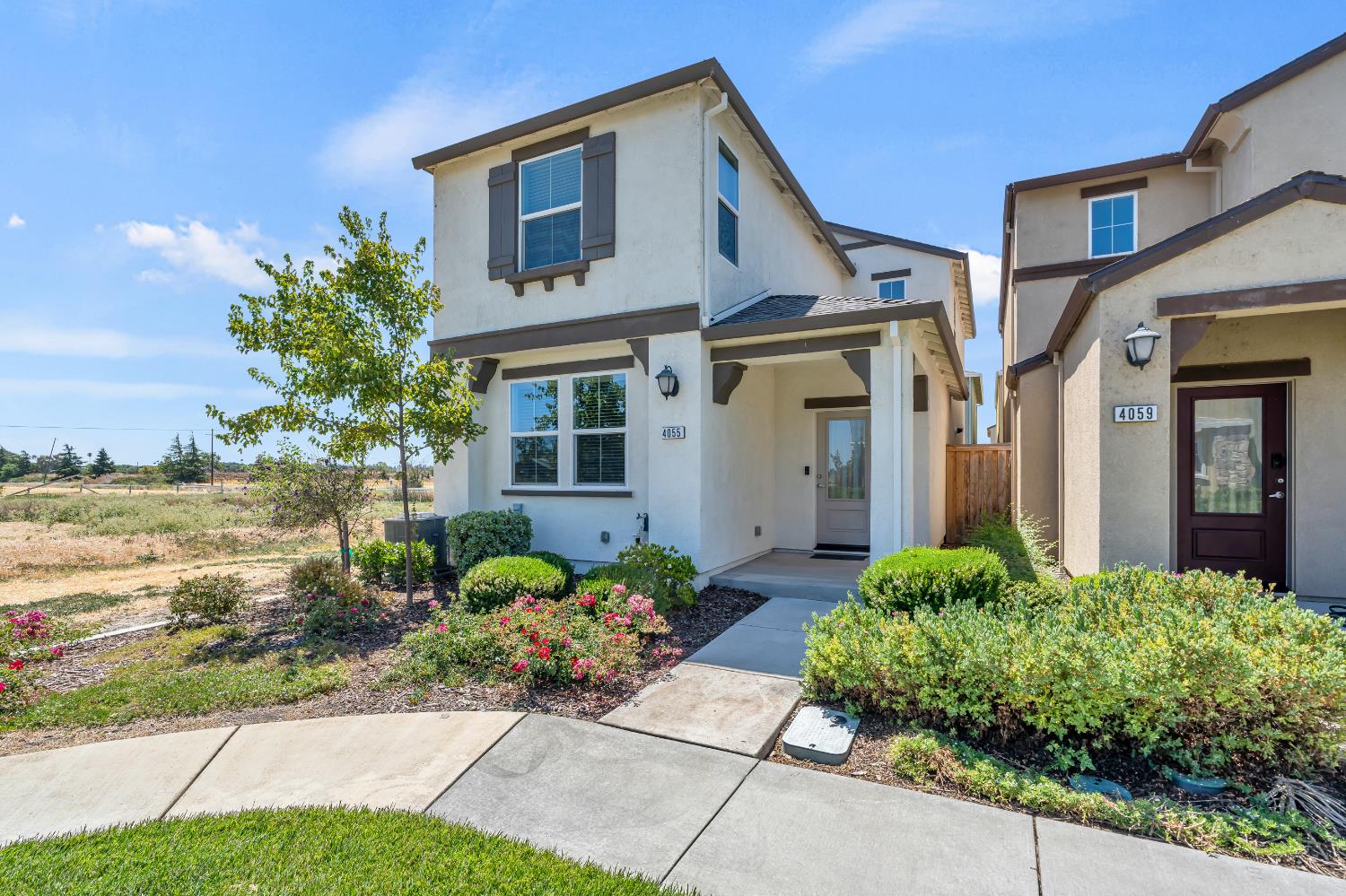 Detail Gallery Image 2 of 29 For 4055 Prosser St, West Sacramento,  CA 95691 - 3 Beds | 2/1 Baths