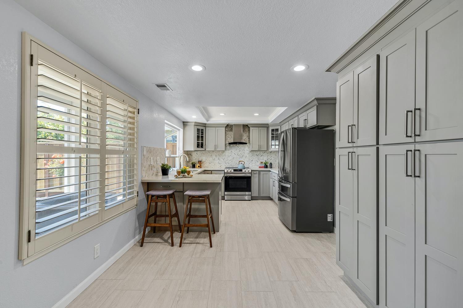 Detail Gallery Image 13 of 33 For 33012 Soquel St, Union City,  CA 94587 - 3 Beds | 2/1 Baths
