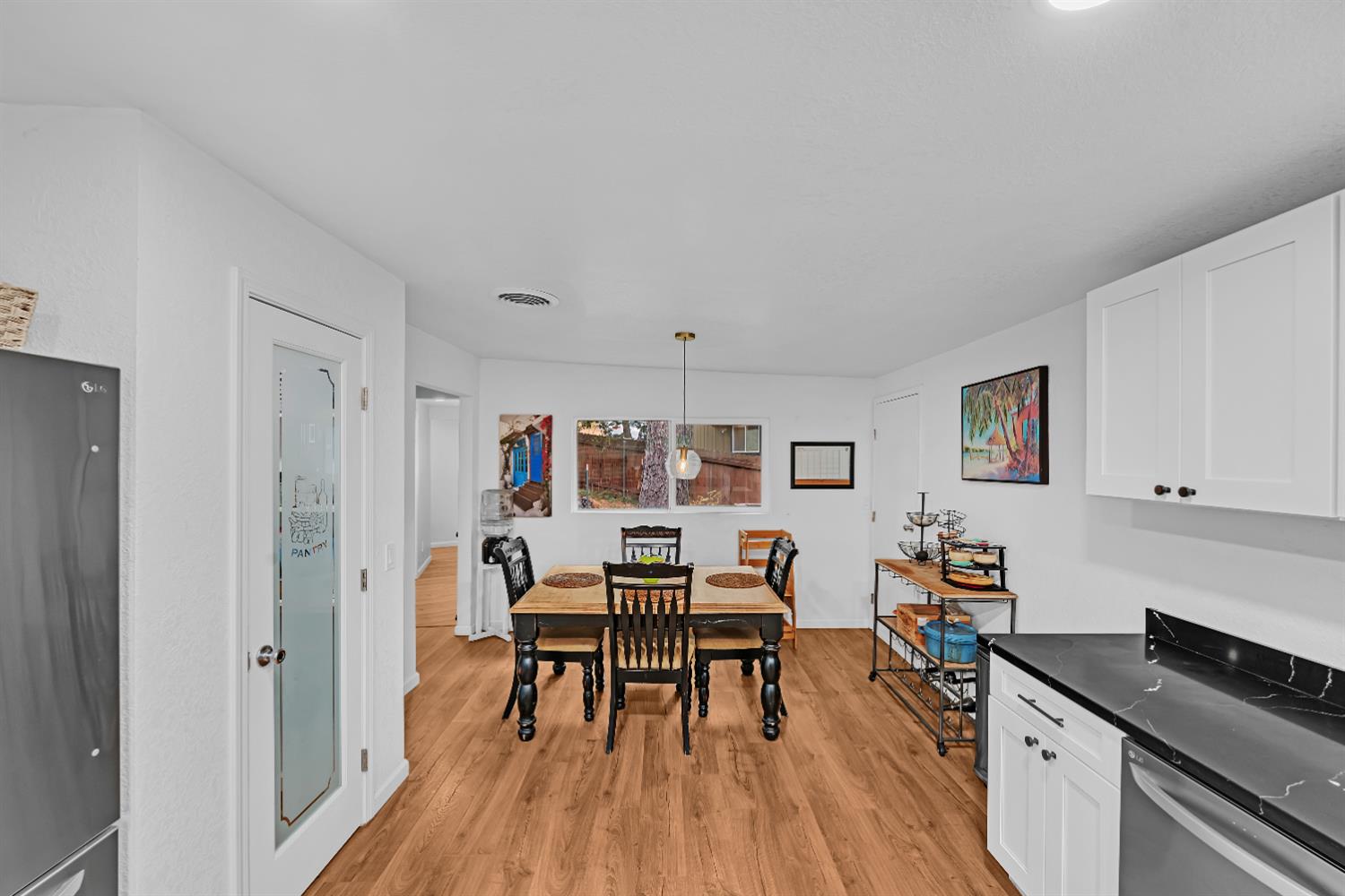 Detail Gallery Image 12 of 45 For 12191 Loma Rica Dr, Grass Valley,  CA 95945 - 3 Beds | 2 Baths