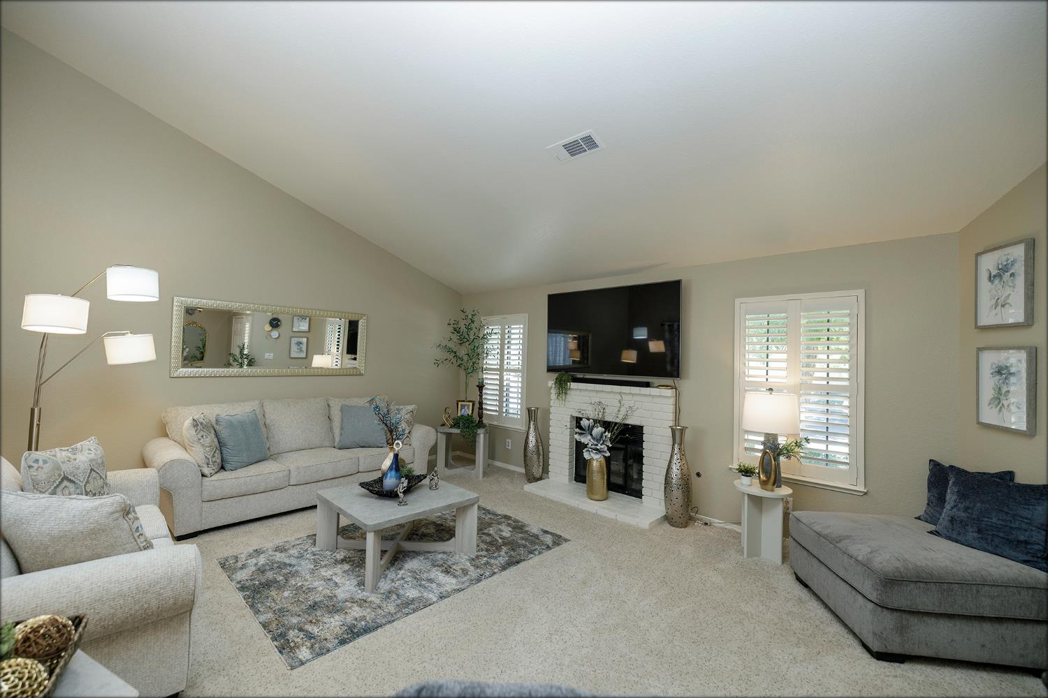 Detail Gallery Image 8 of 48 For 3537 Regency Park Dr, Modesto,  CA 95356 - 2 Beds | 2 Baths