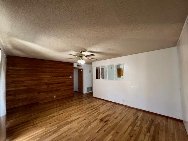 Detail Gallery Image 10 of 22 For 42 Manor Ave, Gustine,  CA 95322 - 3 Beds | 2 Baths
