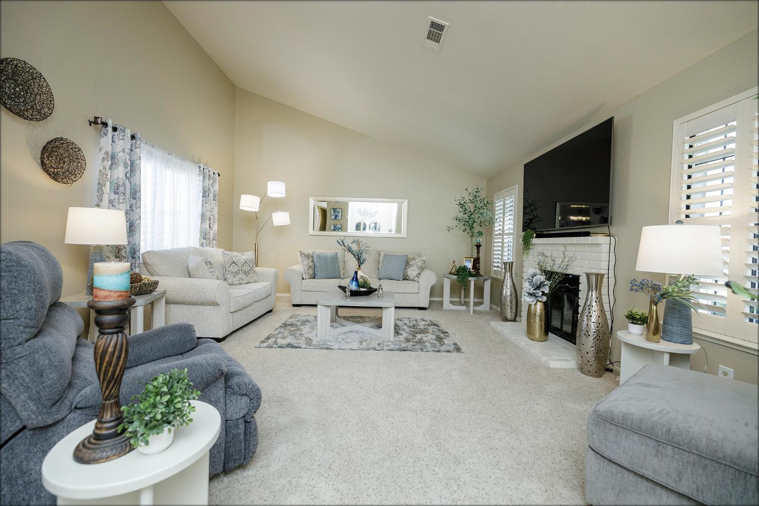 Detail Gallery Image 7 of 48 For 3537 Regency Park Dr, Modesto,  CA 95356 - 2 Beds | 2 Baths
