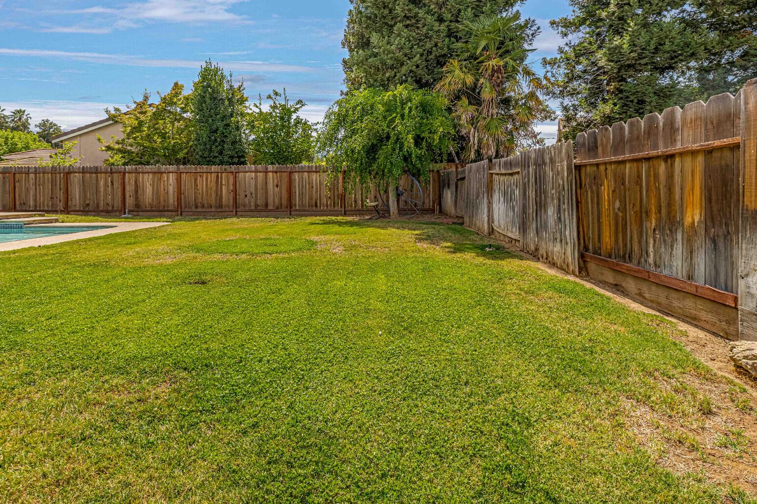 Detail Gallery Image 24 of 32 For 7003 Royal Links Dr, Riverbank,  CA 95367 - 4 Beds | 2/1 Baths