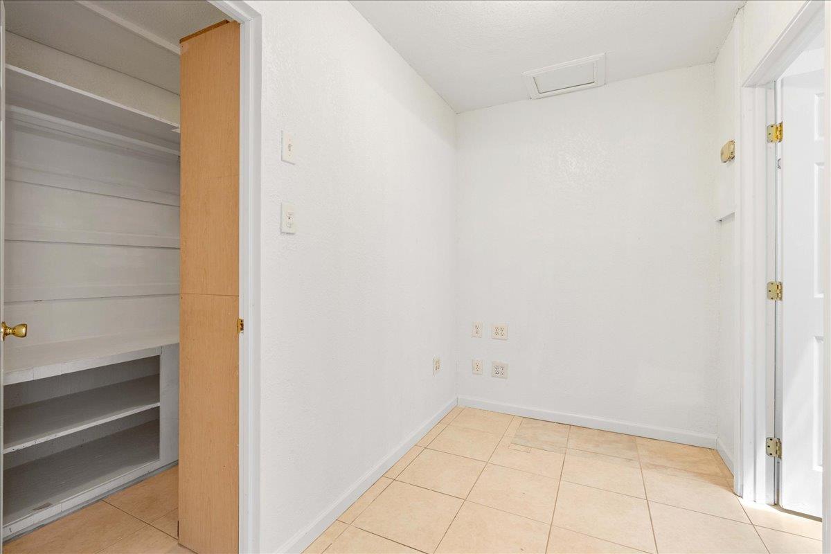Detail Gallery Image 28 of 31 For 2117 Violet, Sacramento,  CA 95825 - 8 Beds | 4 Baths