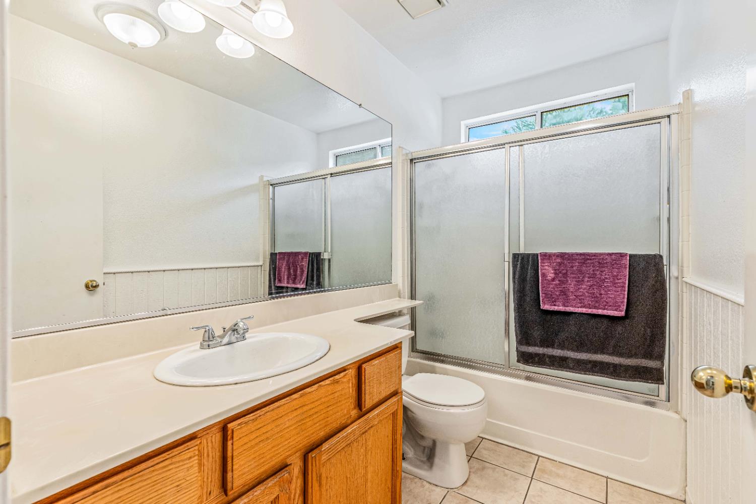 Detail Gallery Image 17 of 32 For 7003 Royal Links Dr, Riverbank,  CA 95367 - 4 Beds | 2/1 Baths