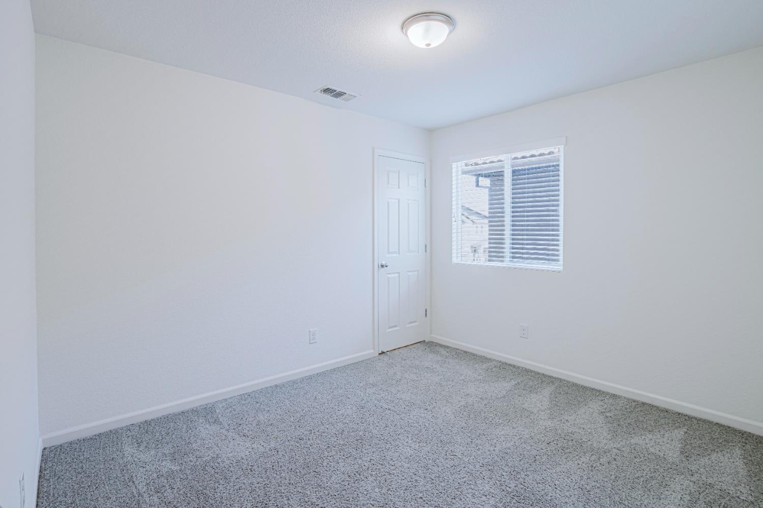 Detail Gallery Image 30 of 53 For 5231 Morning Bird Way, Sacramento,  CA 95835 - 5 Beds | 3 Baths