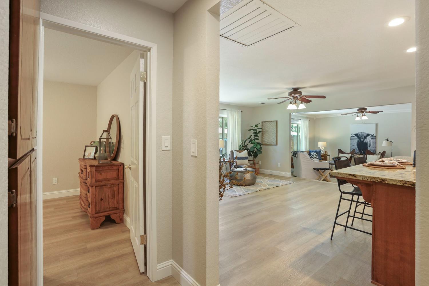 Detail Gallery Image 34 of 56 For 236 Emerson Ave, Modesto,  CA 95350 - 3 Beds | 1/1 Baths
