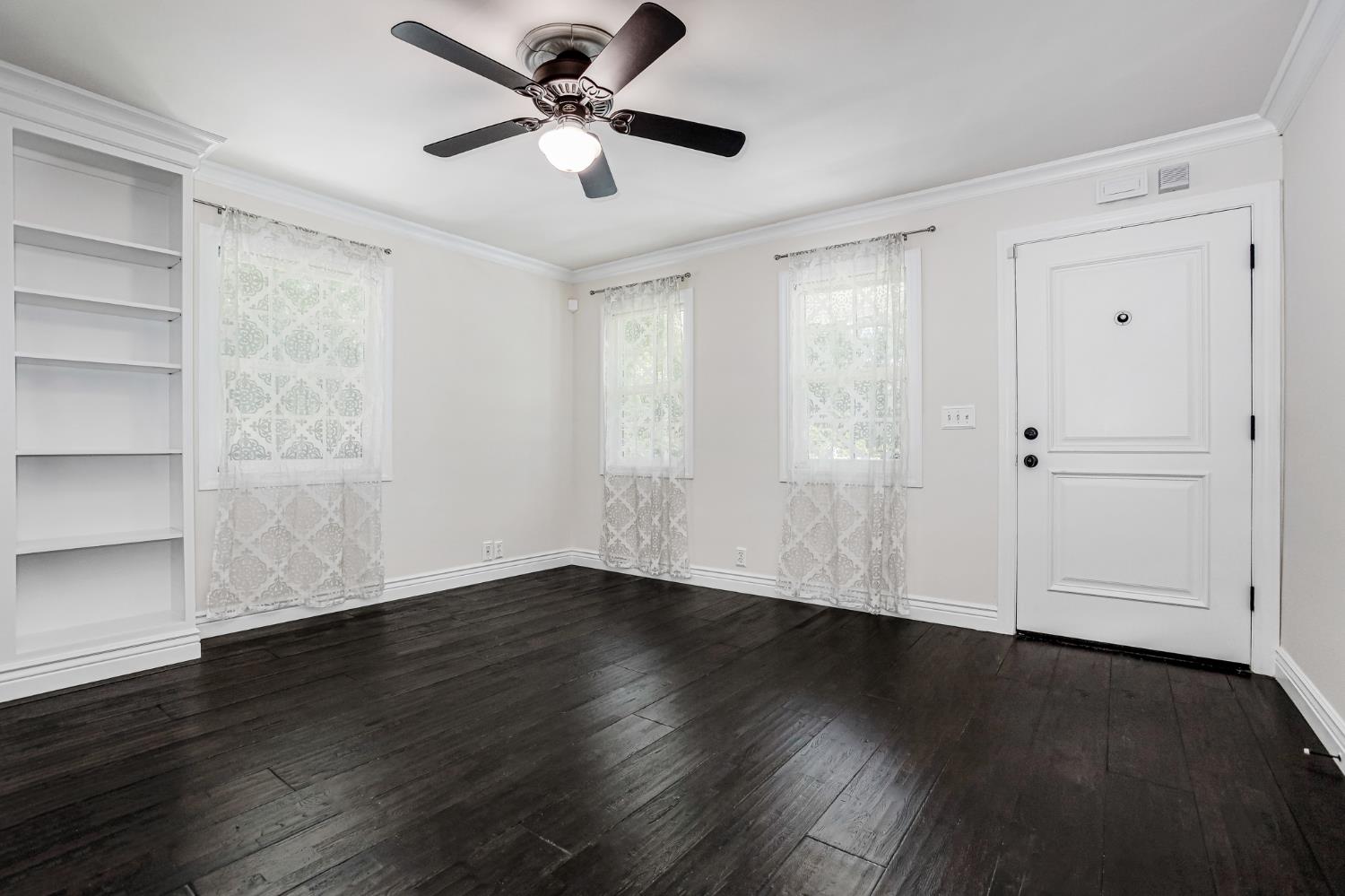 Detail Gallery Image 9 of 40 For 4516 Sierra View Way, Fair Oaks,  CA 95628 - 2 Beds | 1 Baths