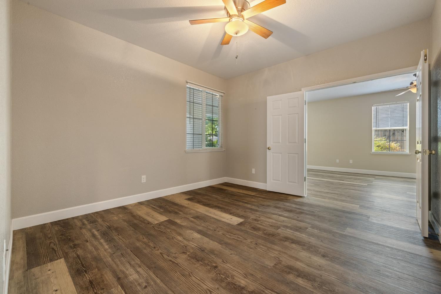 Detail Gallery Image 11 of 55 For 3917 Dragoo Park Dr, Modesto,  CA 95356 - 4 Beds | 2 Baths