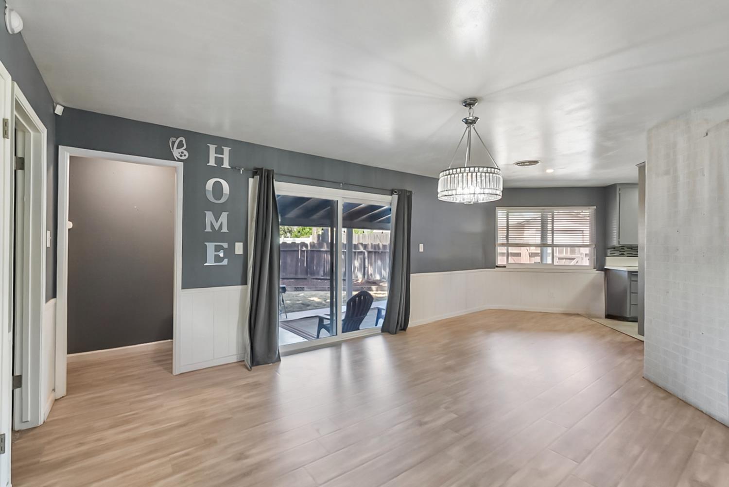 Detail Gallery Image 10 of 28 For 904 Tahoe Dr, Modesto,  CA 95350 - 3 Beds | 2 Baths