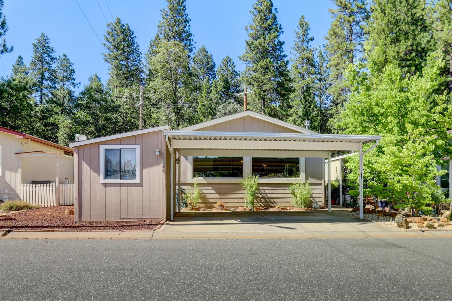 Detail Gallery Image 32 of 68 For 10046 Dalewood Way, Grass Valley,  CA 95949 - 2 Beds | 2 Baths