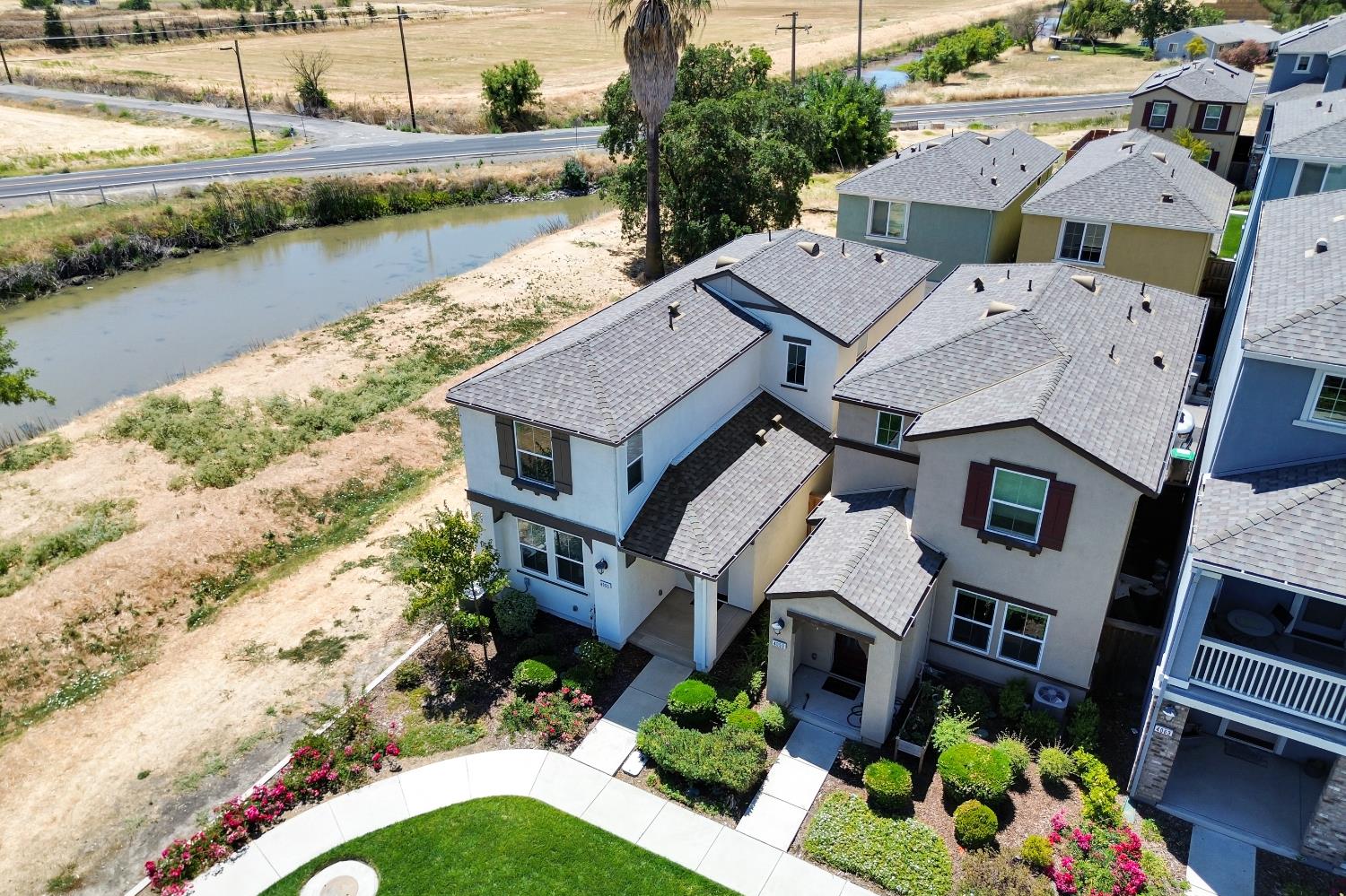 Detail Gallery Image 27 of 29 For 4055 Prosser St, West Sacramento,  CA 95691 - 3 Beds | 2/1 Baths