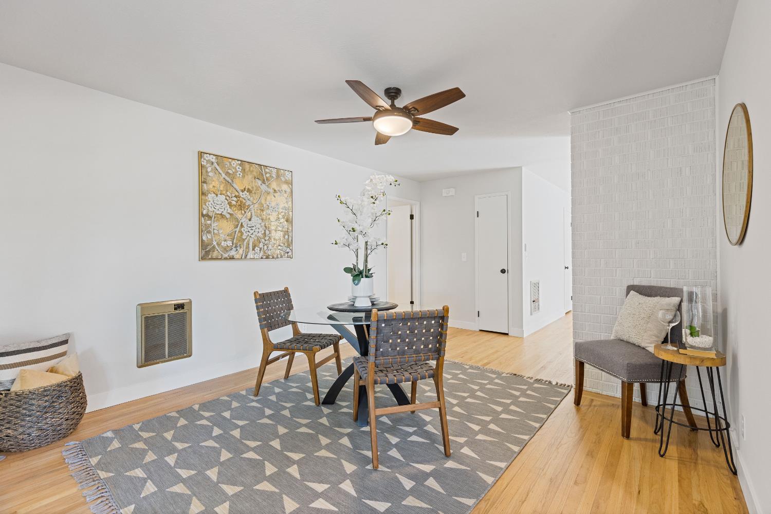 Detail Gallery Image 13 of 34 For 668 Crestview Dr, Diamond Springs,  CA 95619 - 3 Beds | 2 Baths