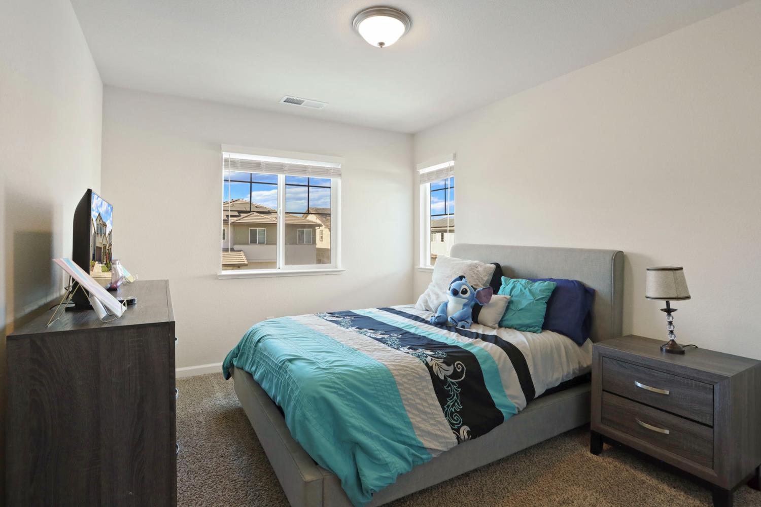 Detail Gallery Image 29 of 33 For 1540 Aspire Way, Modesto,  CA 95356 - 5 Beds | 2/1 Baths
