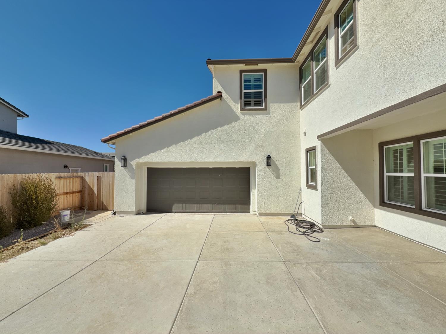 Detail Gallery Image 37 of 44 For 8594 Sona Way, Elk Grove,  CA 95757 - 6 Beds | 5/1 Baths