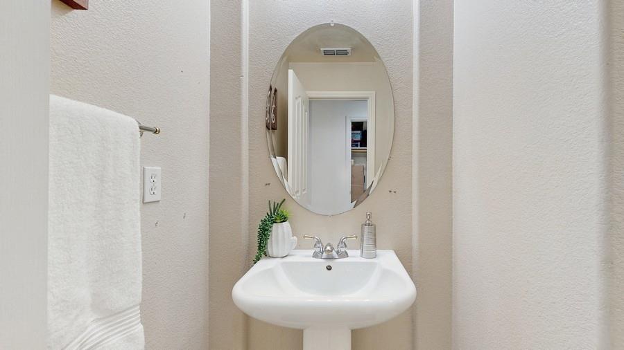 Detail Gallery Image 20 of 54 For 1740 Langholm Way, Folsom,  CA 95630 - 3 Beds | 2/1 Baths