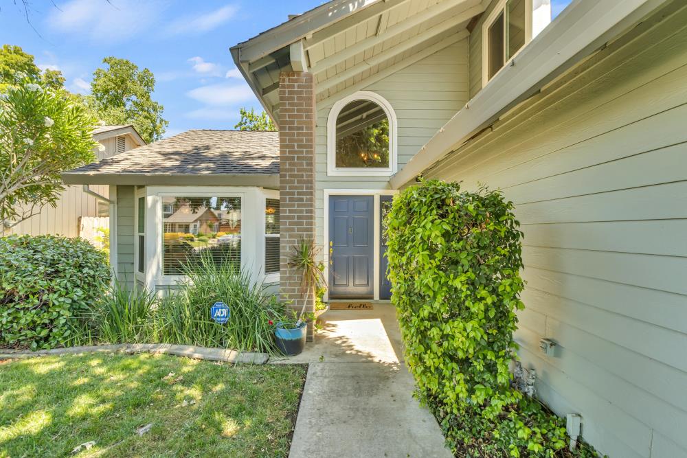 Detail Gallery Image 5 of 65 For 6745 Ashington Way, Elk Grove,  CA 95758 - 4 Beds | 3 Baths