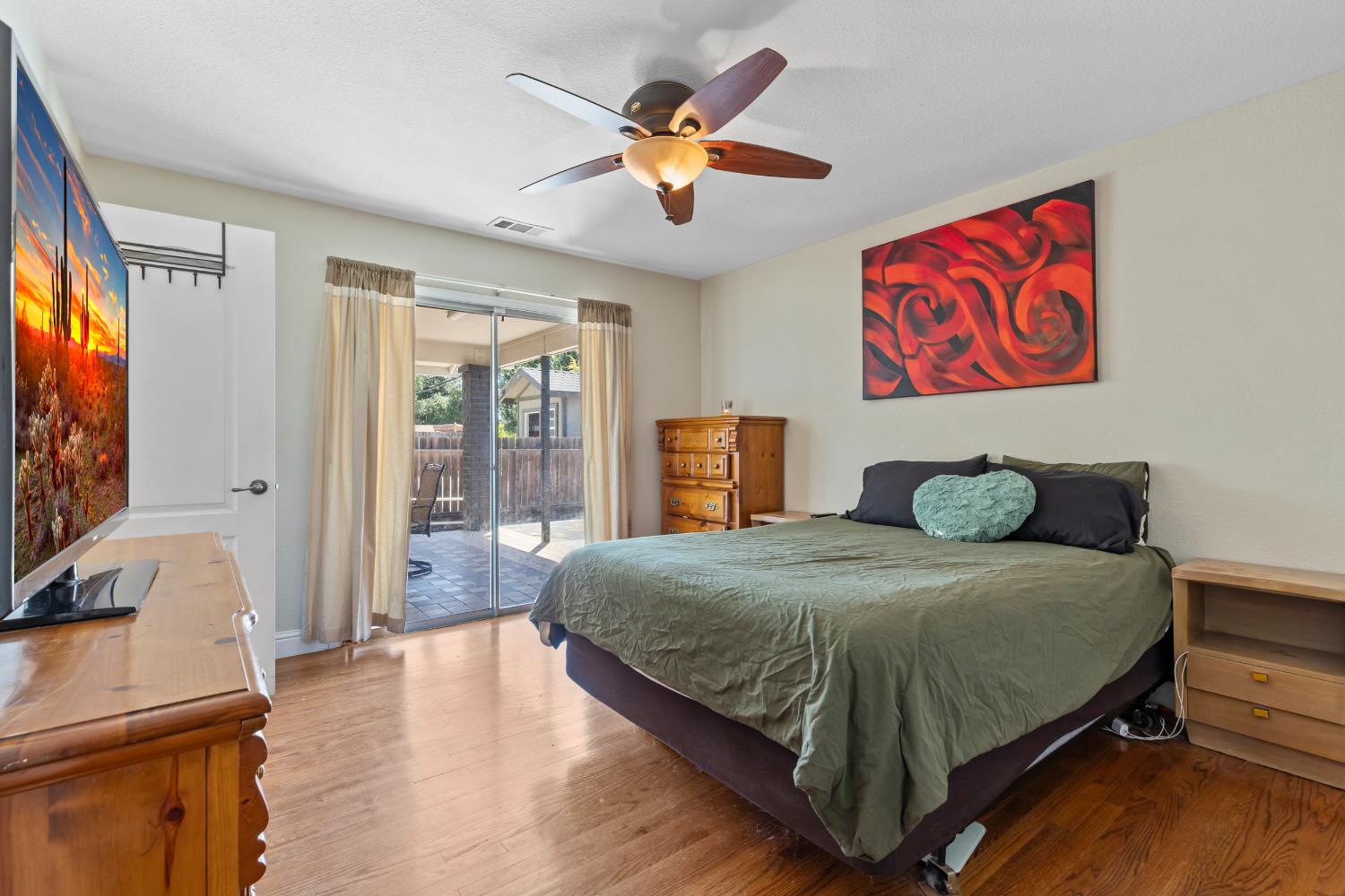Detail Gallery Image 21 of 36 For 1846 Waring Way, Modesto,  CA 95350 - 5 Beds | 3 Baths