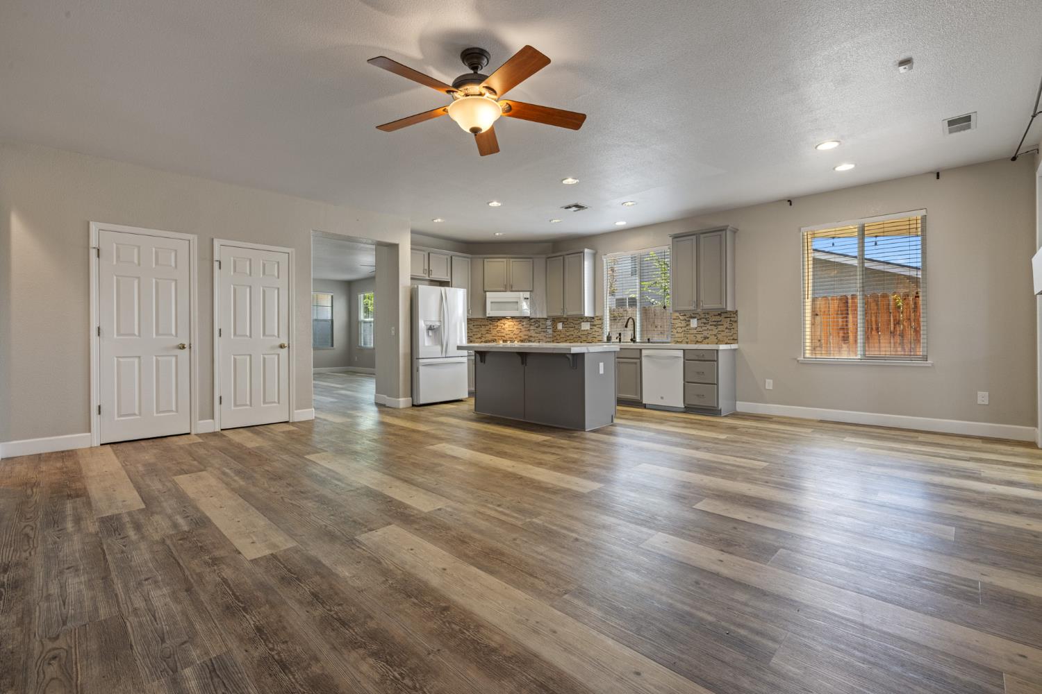 Detail Gallery Image 33 of 55 For 3917 Dragoo Park Dr, Modesto,  CA 95356 - 4 Beds | 2 Baths