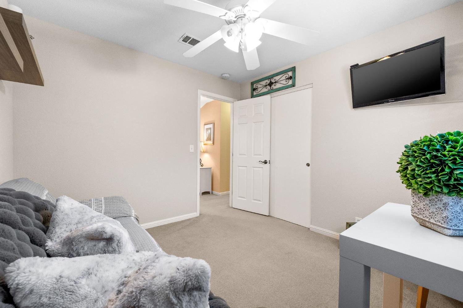 Detail Gallery Image 28 of 41 For 8107 Peppertree Rd, Dublin,  CA 94568 - 4 Beds | 2 Baths