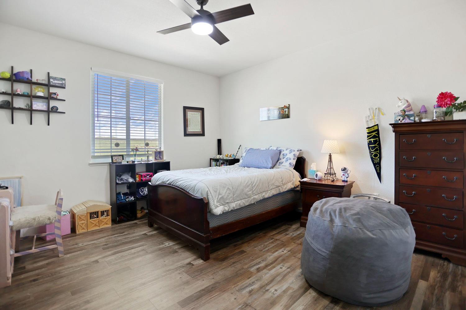 Detail Gallery Image 27 of 37 For 21224 Grapevine, Patterson,  CA 95363 - 5 Beds | 3 Baths