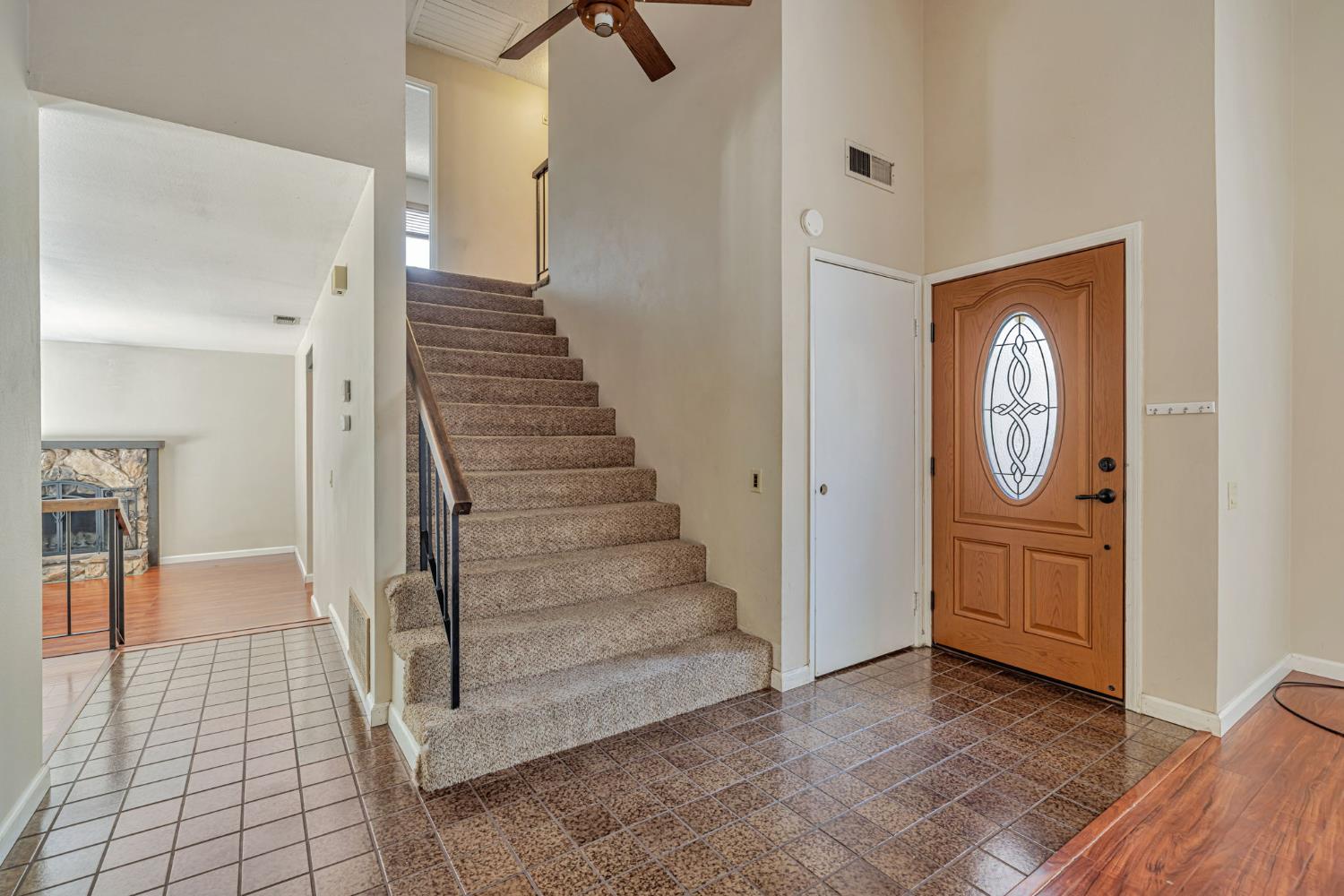 Detail Gallery Image 9 of 38 For 5544 Montia Ct, Orangevale,  CA 95662 - 4 Beds | 2/1 Baths