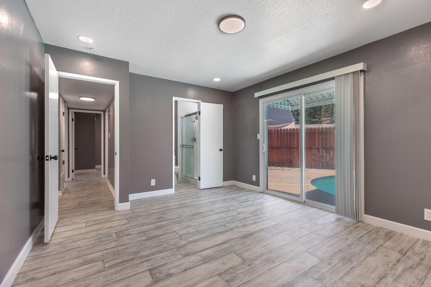 Detail Gallery Image 24 of 40 For 2537 Warrego Way, Sacramento,  CA 95826 - 4 Beds | 2/1 Baths