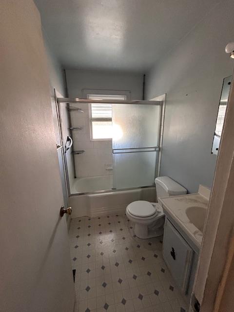 Detail Gallery Image 9 of 16 For 2108 Aloha Way, Modesto,  CA 95350 - 3 Beds | 1 Baths